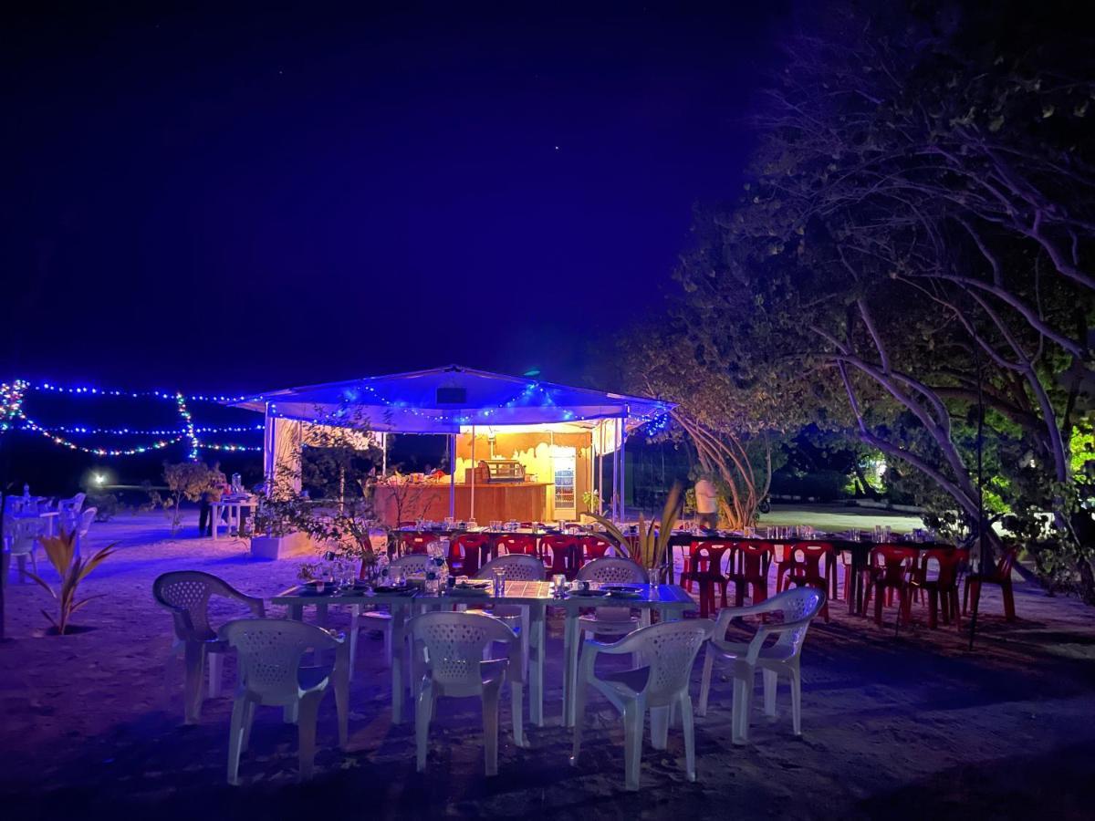 Hotel La Isla Tropica Guraidhoo  Exterior foto